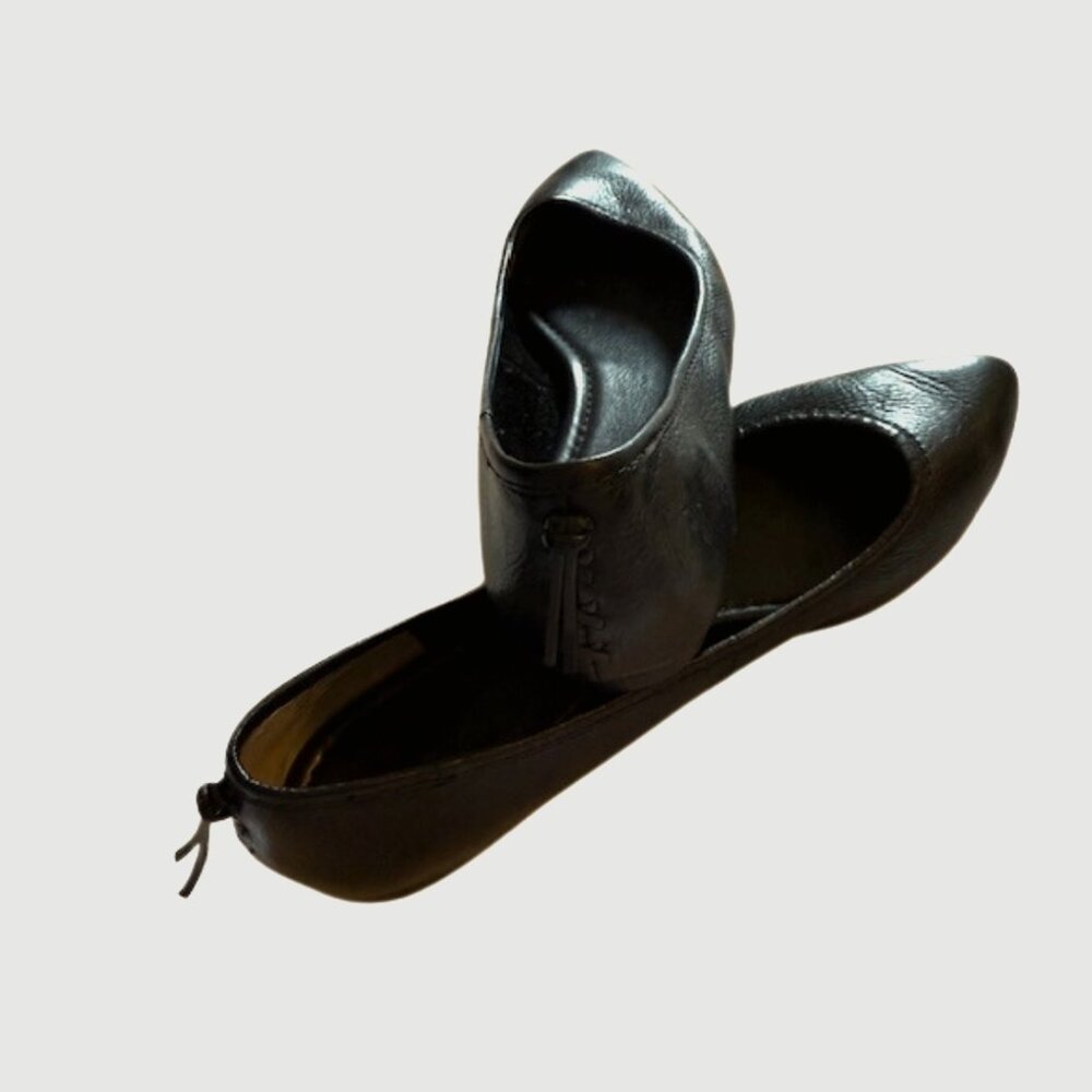 Frye Classic Black Leather Flats